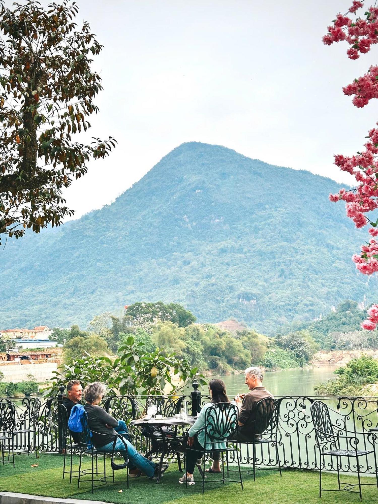 Phoenix Hotel Ha Giang Dış mekan fotoğraf